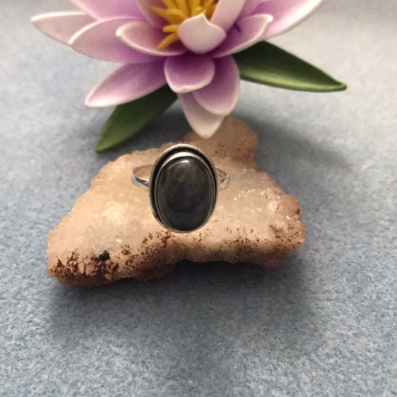 Jewelry - Gorgeous Moonstone ring